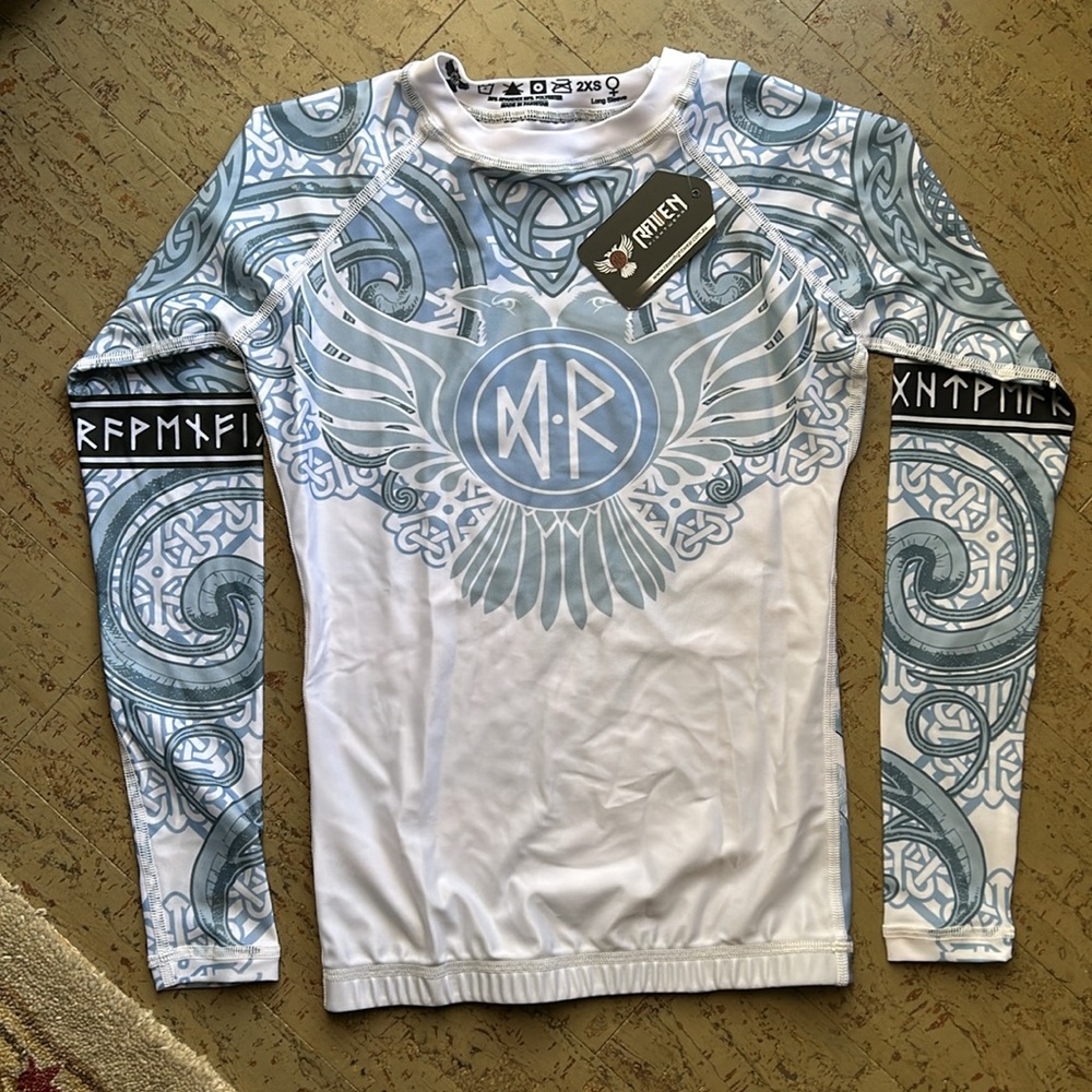 NWT raven Fightwesr BJJ rashguard, Artemis, XXS - Picture 4 of 5
